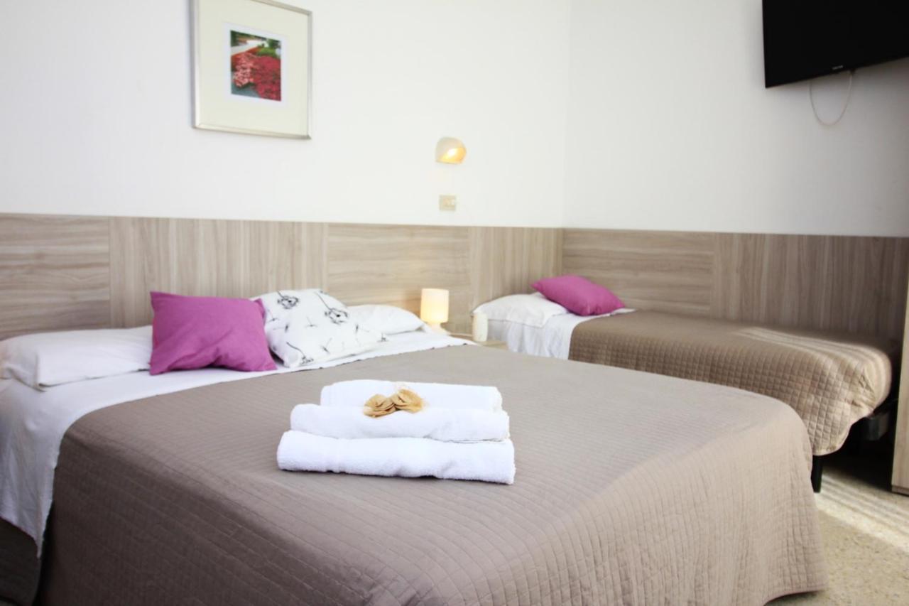 Luna Hotel